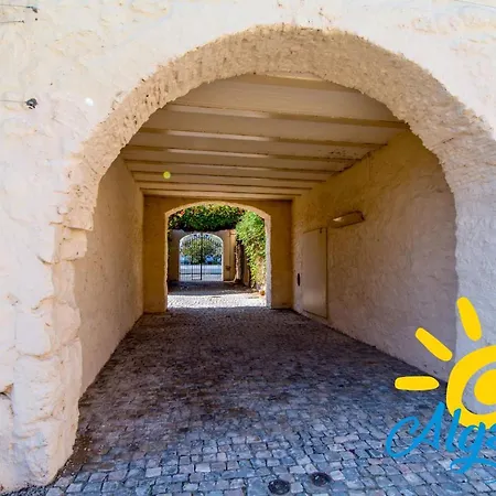 Convento Bernardas - Patio Laranjeiras By Algartur * Tavira